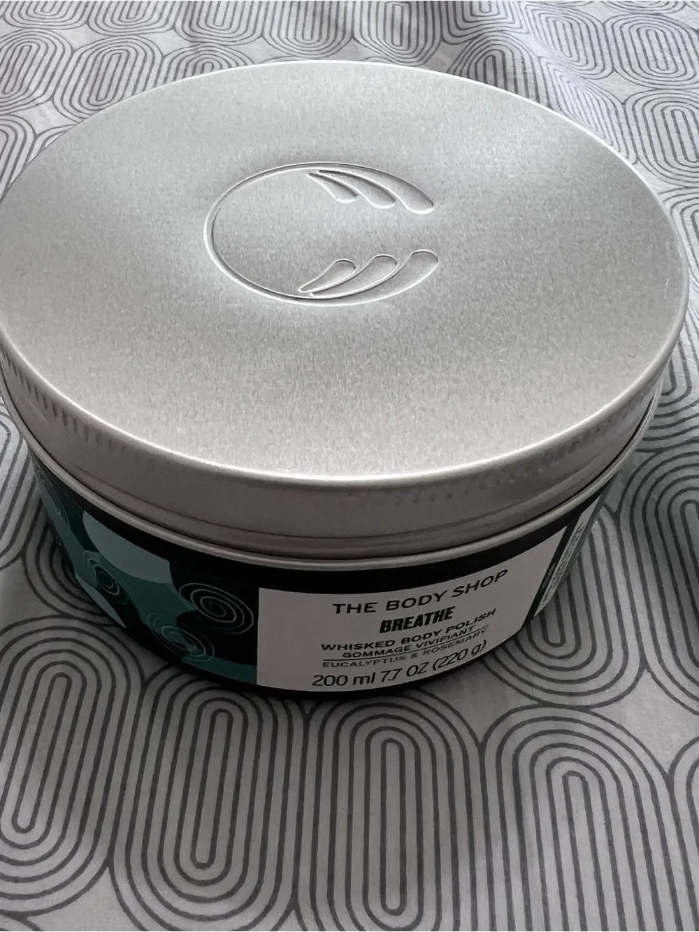 The Body Shop Breathe Whisked Body Polish Eucalyptus & Rosemary 7.7 OZ